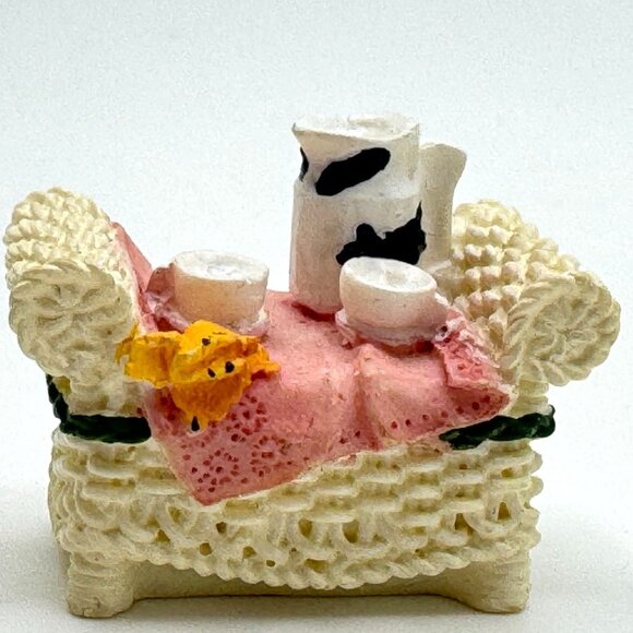 Avon Vtg Victorian Memories Collection Miniature Terrace Set Furniture Bonus Pc - Picture 8 of 16